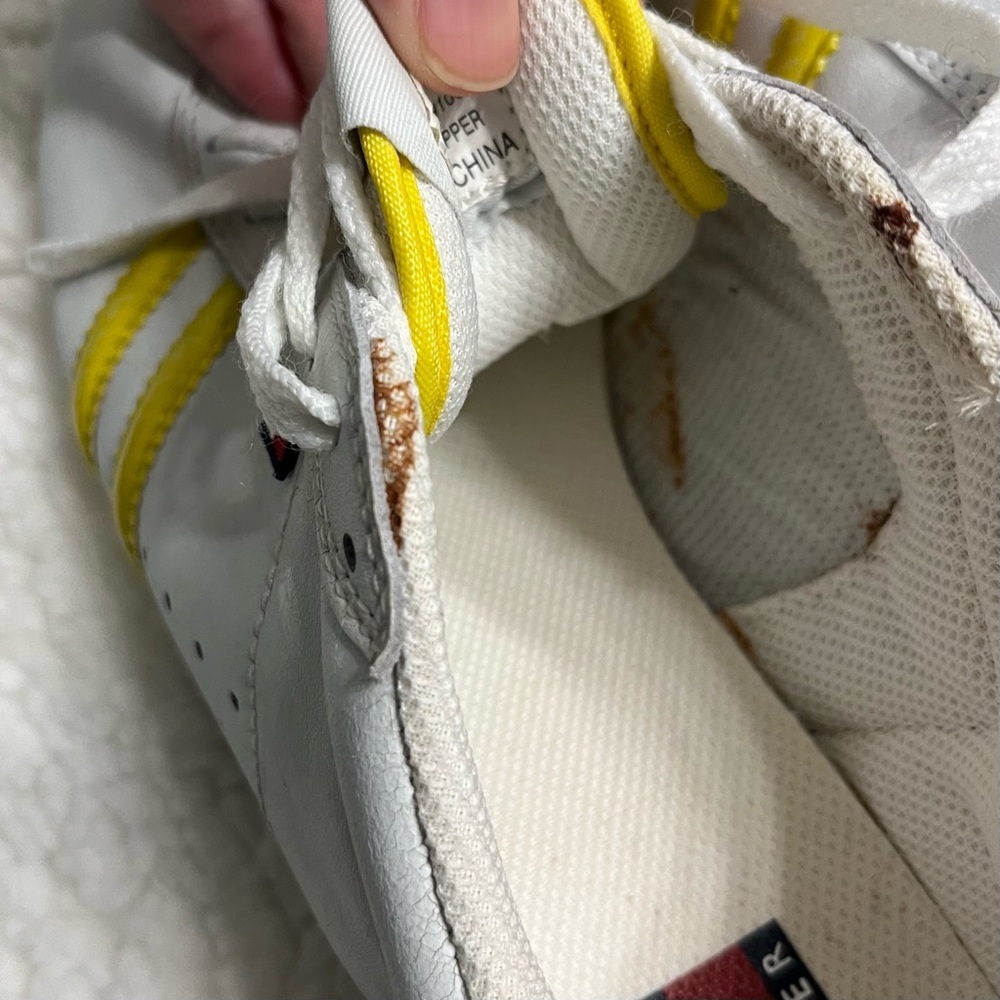 Y2K Vintage Streetwear Sneakers White Leather w/ patent yellow accents size 7.5 - Picture 9 of 14